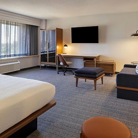 Courtyard By Marriott Baldwin Park Hotel Bagian luar foto
