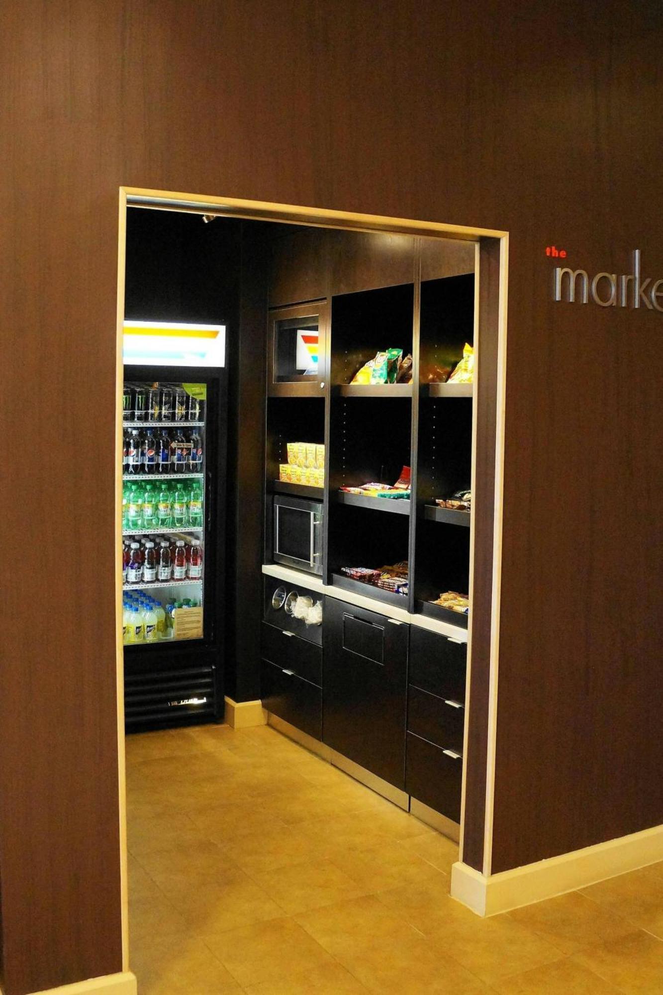 Courtyard By Marriott Baldwin Park Hotel Bagian luar foto