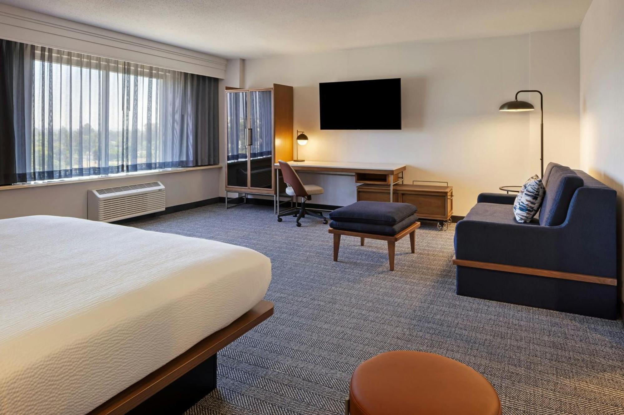 Courtyard By Marriott Baldwin Park Hotel Bagian luar foto